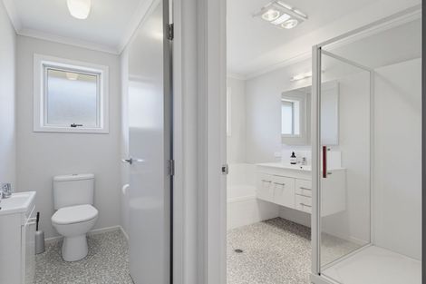 Photo of property in 15 Hamon Place, Pukehangi, Rotorua, 3015