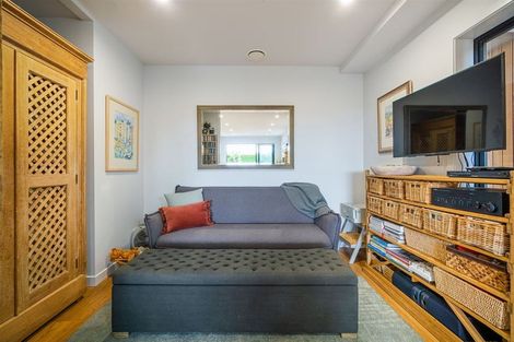 Photo of property in Frank Sargeson Apts, 4/80g Anzac Street, Takapuna, Auckland, 0622