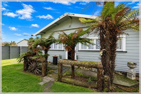 Photo of property in 11 Anga Street, Tangimoana, 4822