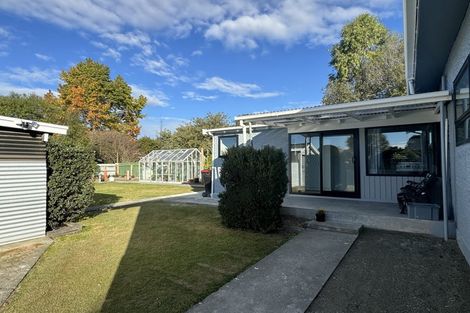 Photo of property in 18 Mckenzie Street, Geraldine, 7930