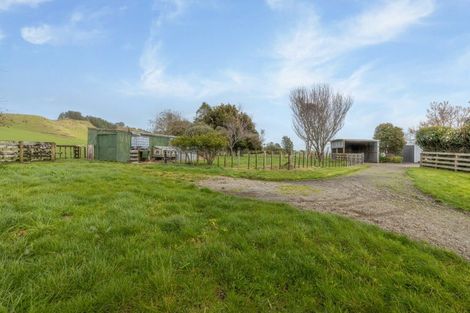 Photo of property in 826 Mokau Road, Mimi, Urenui, 4377