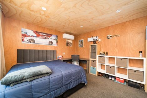 Photo of property in 3 Lena Place, Foxton, 4814