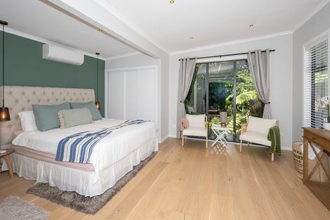 Photo of property in 5 Titiwai Place, Birkenhead, Auckland, 0626