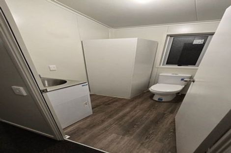 Photo of property in 586a Pioneer Highway, Highbury, Palmerston North, 4412