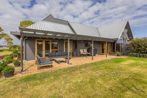 Photo of property in 297 Porangahau Road, Waipukurau, 4282