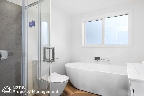 Photo of property in 5 West Avenue, Saint Clair, Dunedin, 9012