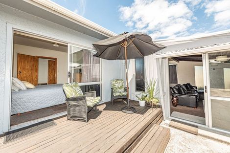 Photo of property in 3 Rogers Street, Castlecliff, Whanganui, 4501