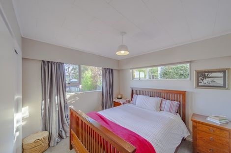 Photo of property in 10 Leeton Drive, Waipukurau, 4200
