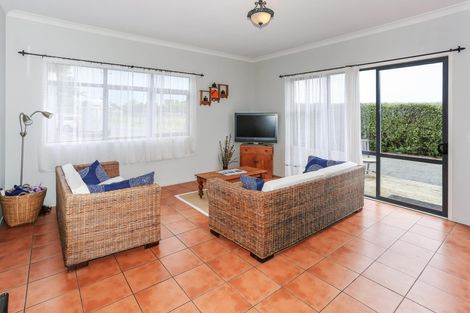 Photo of property in 221 Dominion Road, Tuakau, 2121