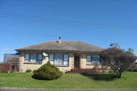 Photo of property in 4 Gordon Road, Huntly, 3700