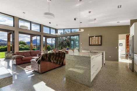 Photo of property in 31 Hardie Place, Albert Town, Wanaka, 9305