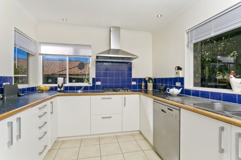 Photo of property in 17 Te Wharau Drive, Greenhithe, Auckland, 0632