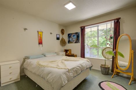Photo of property in 28 Queens Avenue, Waikuku Beach, 7402