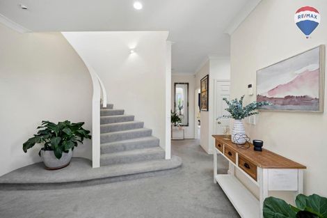 Photo of property in 15 Compass Court, Paraparaumu, 5032