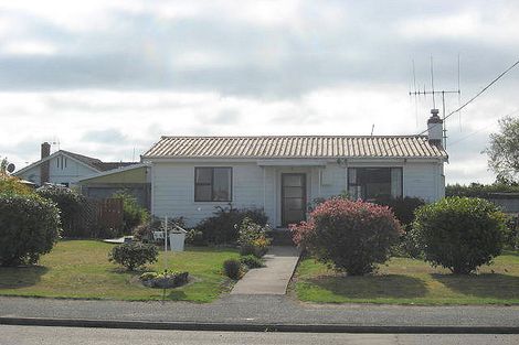 Photo of property in 56 Wilkin Street, Waimate, 7924