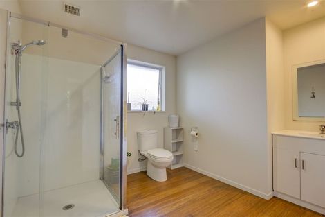 Photo of property in 28 Queens Avenue, Waikuku Beach, 7402