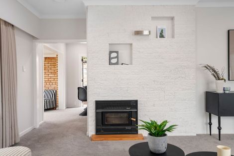 Photo of property in 186 Rangatira Road, Beach Haven, Auckland, 0626