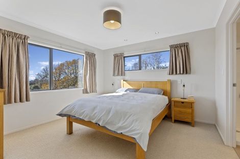 Photo of property in 11a Handley Place, Glen Avon, New Plymouth, 4312