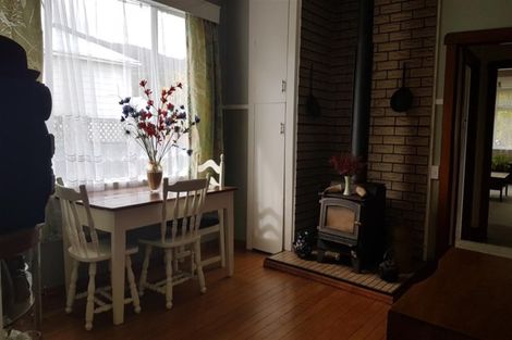 Photo of property in 7 Greenfield Street, Hector, 7822