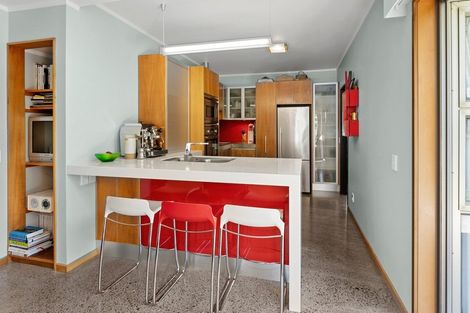 Photo of property in 13 Kotare Street, Waikanae, 5036