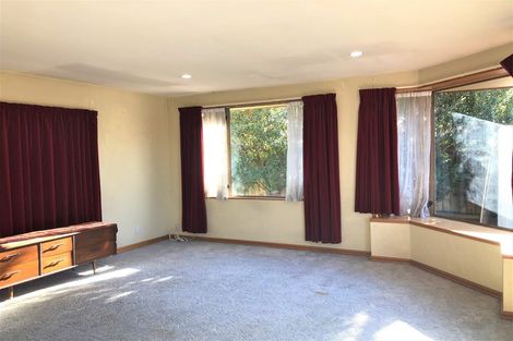 Photo of property in 52 Blue Gum Place, New Brighton, Christchurch, 8083