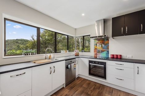 Photo of property in 12 Hobbit Lane, Pinehaven, Upper Hutt, 5371