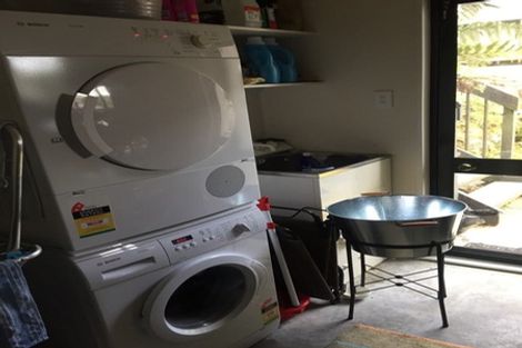 Photo of property in 2 Meadowcroft Grove, Johnsonville, Wellington, 6037