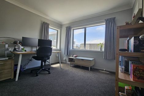 Photo of property in 22a Bowes Crescent, Strathmore Park, Wellington, 6022