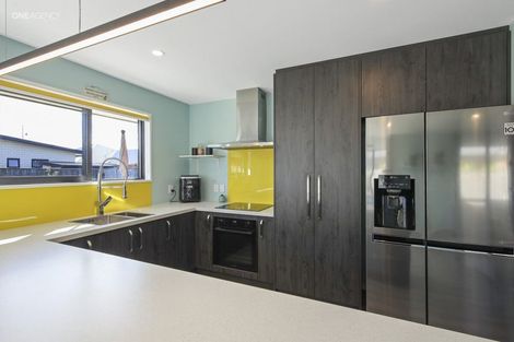 Photo of property in 10 Manuka Street, Pegasus, 7612