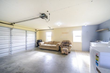 Photo of property in 55 Peppertree Glade, Kelvin Grove, Palmerston North, 4414