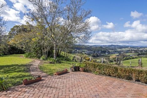 Photo of property in 71 Sandstone Road, Whitford, 2576