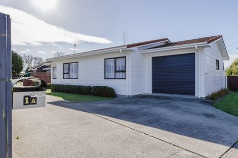 Photo of property in 1 Laurel Place, Awapuni, Palmerston North, 4412