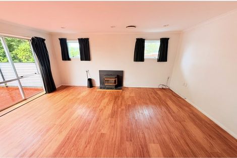 Photo of property in 8 Nyoli Street, Northcote, Christchurch, 8052