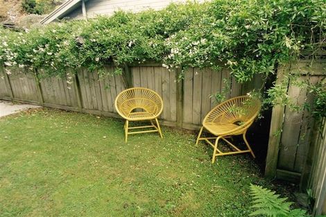 Photo of property in 12 Tamar Street, New Plymouth, 4310