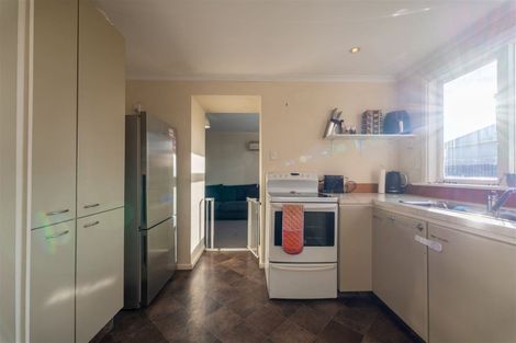 Photo of property in 19 Avenue Road, West End, Timaru, 7910