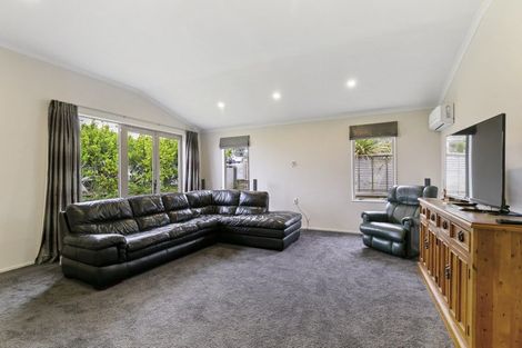 Photo of property in 86 Kentwood Drive, Woodridge, Wellington, 6037