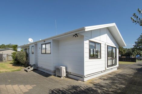 Photo of property in 228 Gravatt Road, Papamoa Beach, Papamoa, 3118