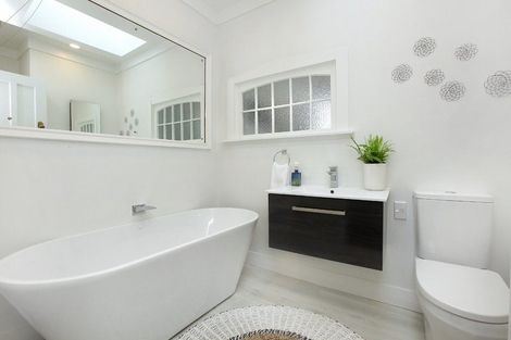 Photo of property in 48 Calgary Street, Mount Eden, Auckland, 1041