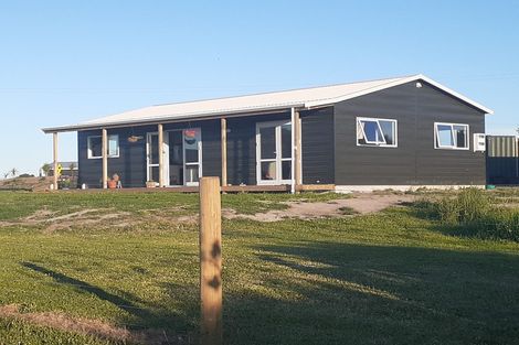 Photo of property in 713 Settlement Road, Hakaru, Wellsford, 0975