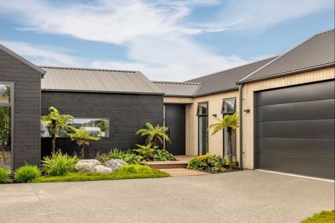 Photo of property in 9 Valour Drive, Rangiora, 7400