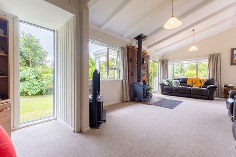 Photo of property in 49 Paetawa Road, Peka Peka, Waikanae, 5391