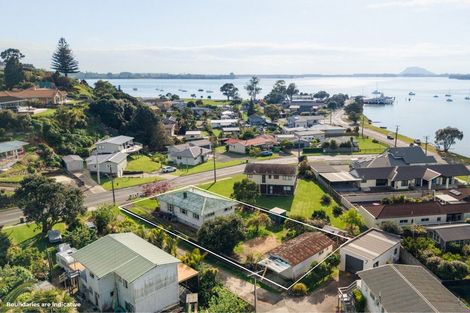 Photo of property in 5 Omokoroa Road, Omokoroa, 3114