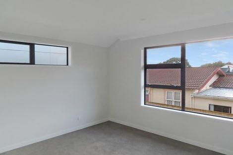 Photo of property in 90b Cambridge Terrace, Waterloo, Lower Hutt, 5011