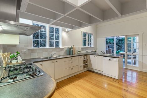 Photo of property in 15 Fairholme Avenue, Epsom, Auckland, 1023