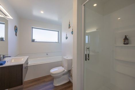 Photo of property in 13 Rocklands Court, Wanaka, 9305