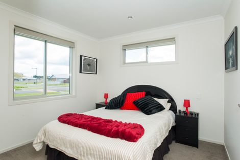 Photo of property in 52 Hamilton Drive, Wainui, Gisborne, 4010