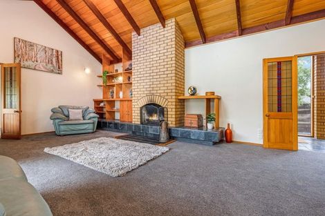 Photo of property in 106 Kowhai Road, Campbells Bay, Auckland, 0630