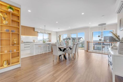 Photo of property in 25 Elevation Street, Flat Bush, Auckland, 2019