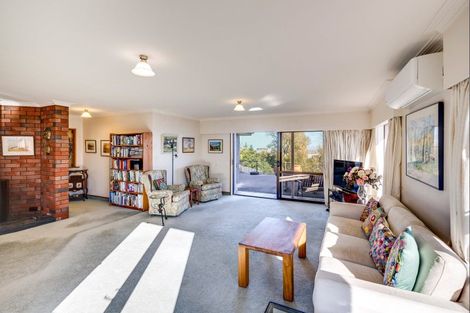 Photo of property in 123 Thompson Road, Bluff Hill, Napier, 4110