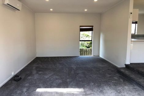 Photo of property in 1/64 Nile Road, Milford, Auckland, 0620